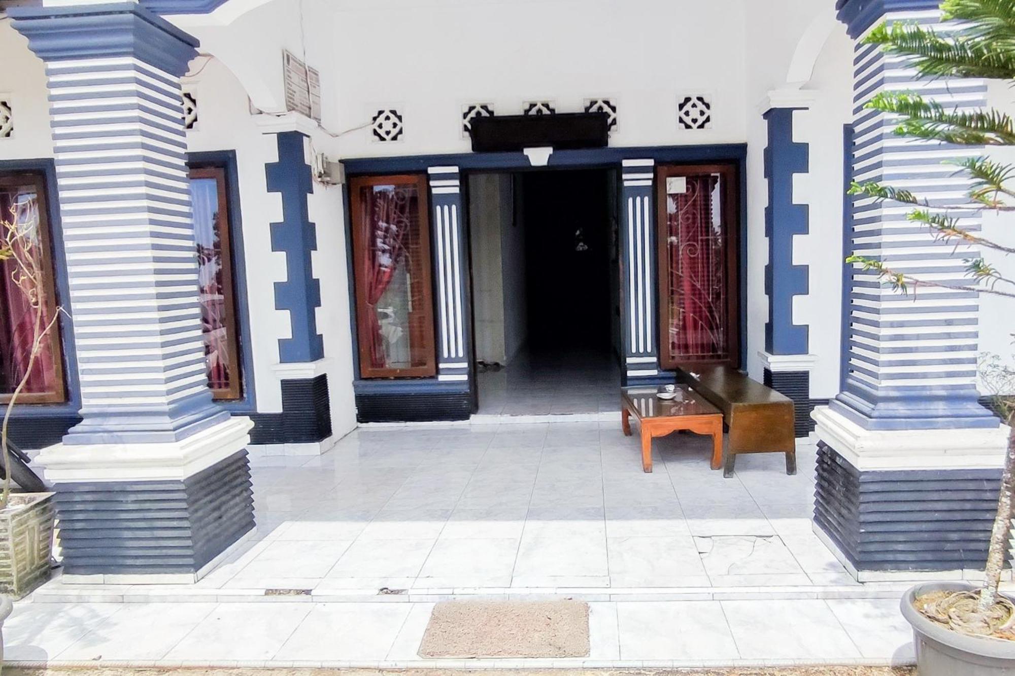 Reddoorz Syariah At Penginapan Eby Padang Padang (Sumatra) Exterior foto